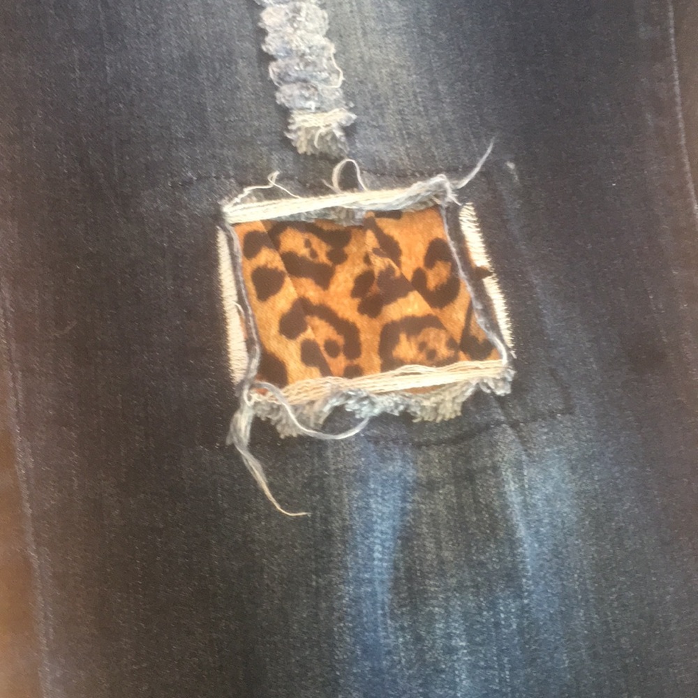 L&B Leopard Patch Jeans - Picture 2 of 4